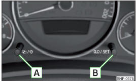 Volvo C30. Teclas en el cuadro de instrumentos - Variante 1