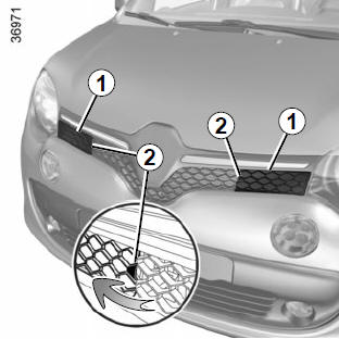 Renault Twingo. Desbloqueo de seguridad del capot